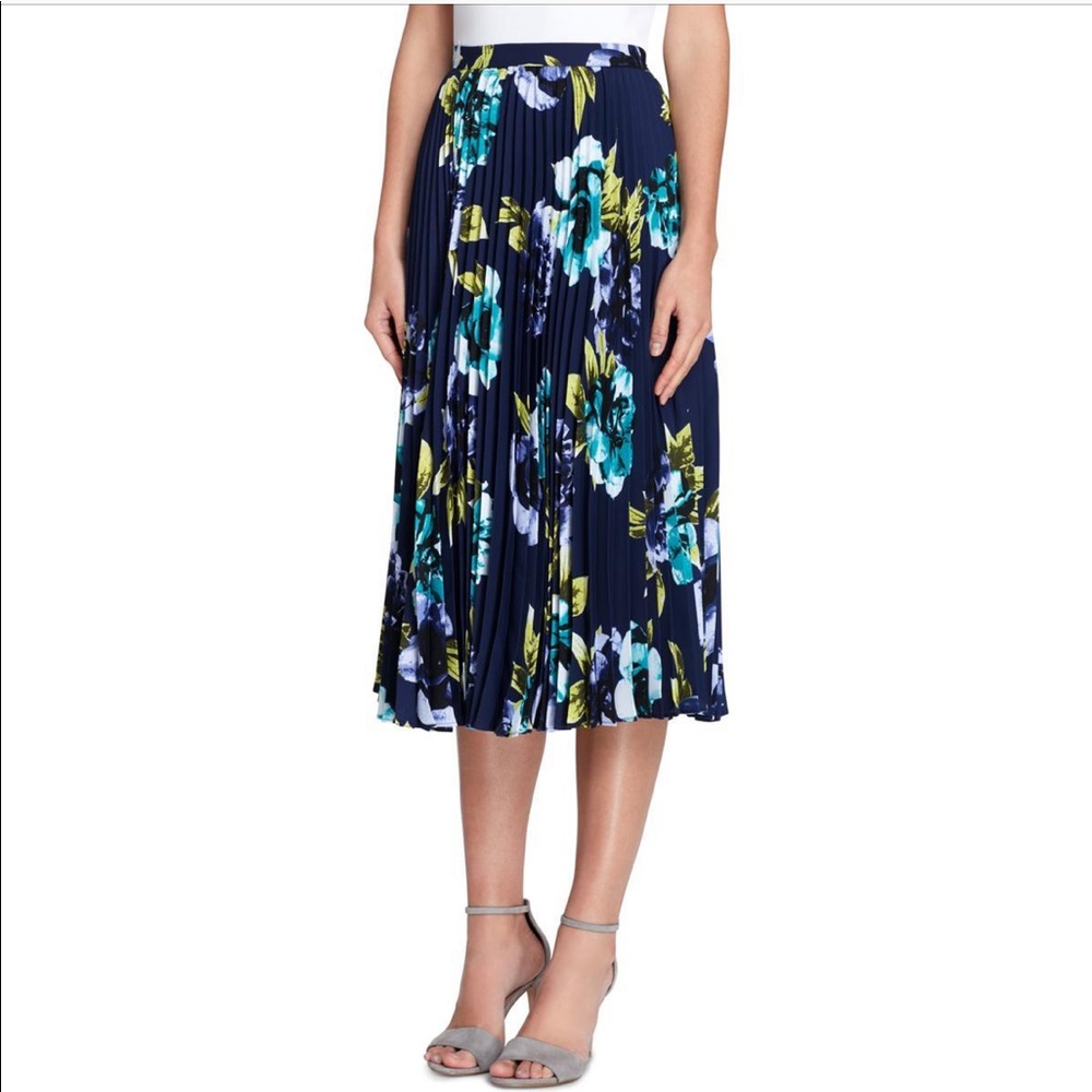Tahari midi skirt